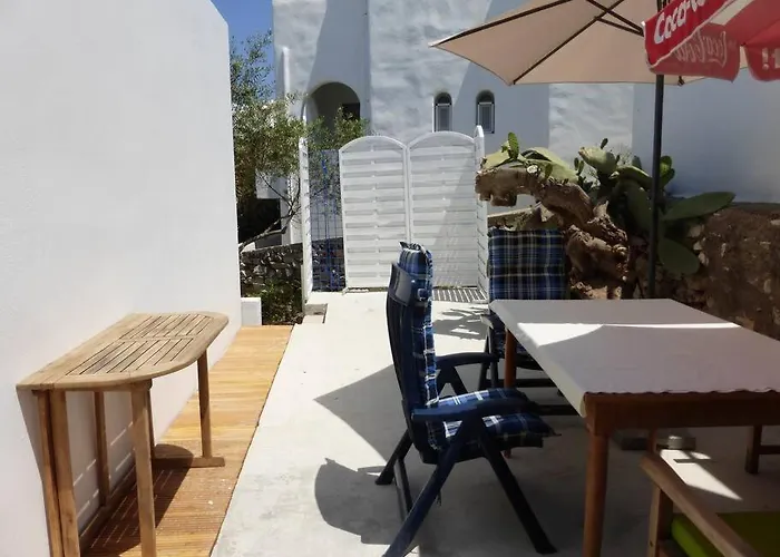 Franziska - 2 * Naousa (Paros)